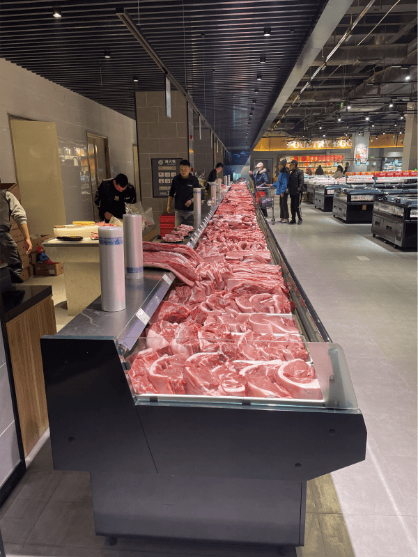 fridge showcase for meat